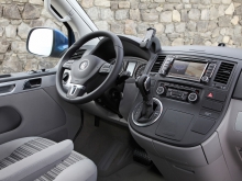 Фото Volkswagen California 2.0 TDI MT 4Motion №15